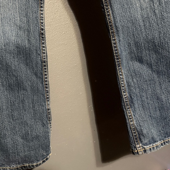 Classic Blue Boy’s Cody James Jeans - Picture 4 of 8